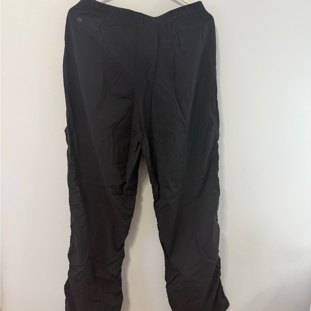 Dance Studio Slim-Fit High-Rise Flared Pant